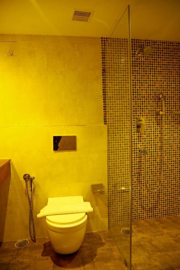 Bay View Hotel Vizag Visakhapatnam Buitenkant foto