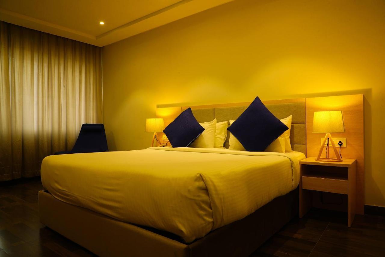 Bay View Hotel Vizag Visakhapatnam Buitenkant foto