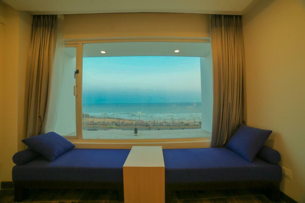 Bay View Hotel Vizag Visakhapatnam Buitenkant foto