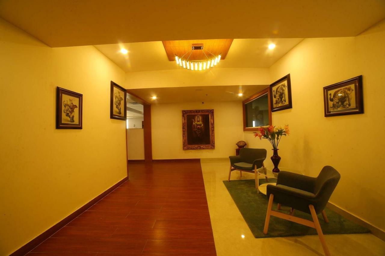 Bay View Hotel Vizag Visakhapatnam Buitenkant foto